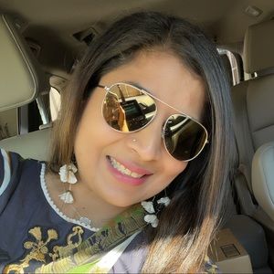 Meet your Posher, Farhat